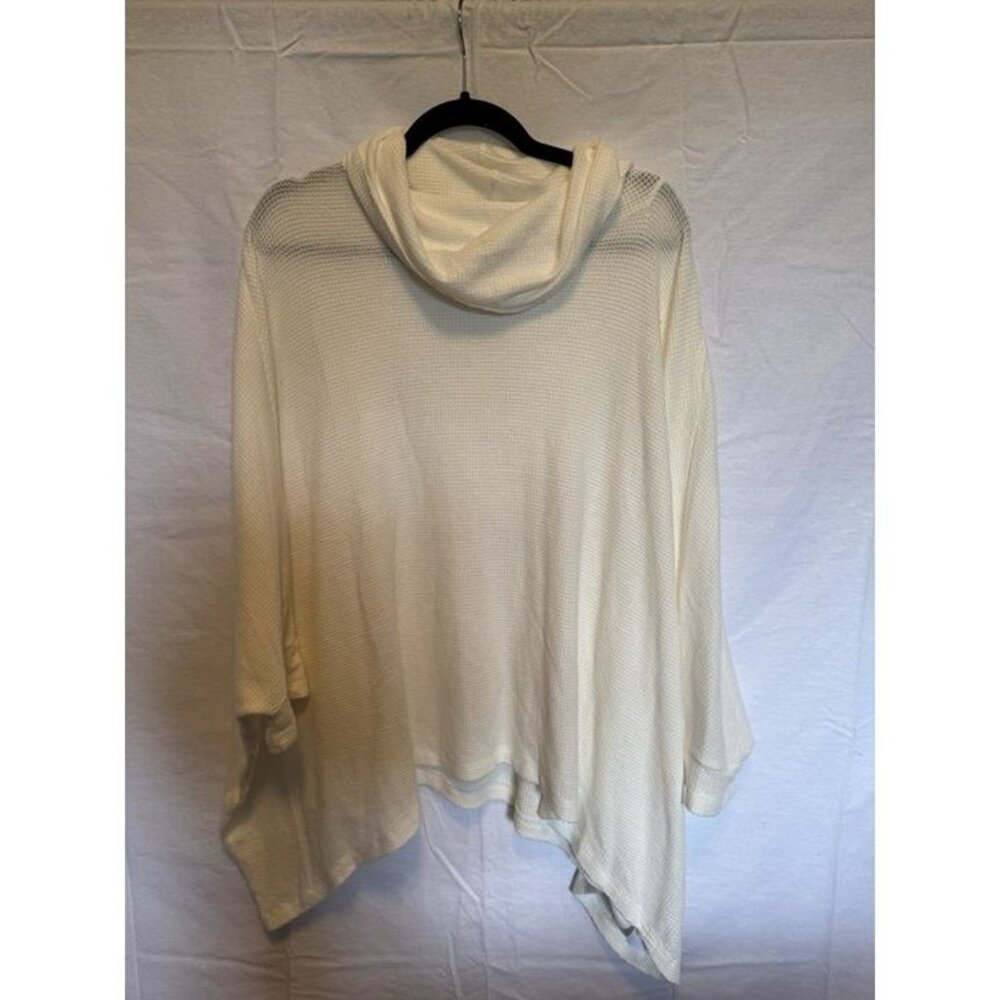 Maurice’s White Small Poncho Sweater